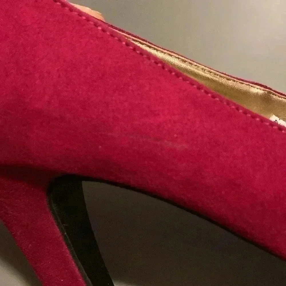 Heels‎ - Picture 7 of 9